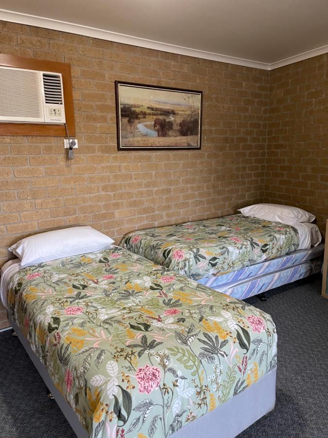 Darling Junction Motor Inn Wentworth Exterior photo